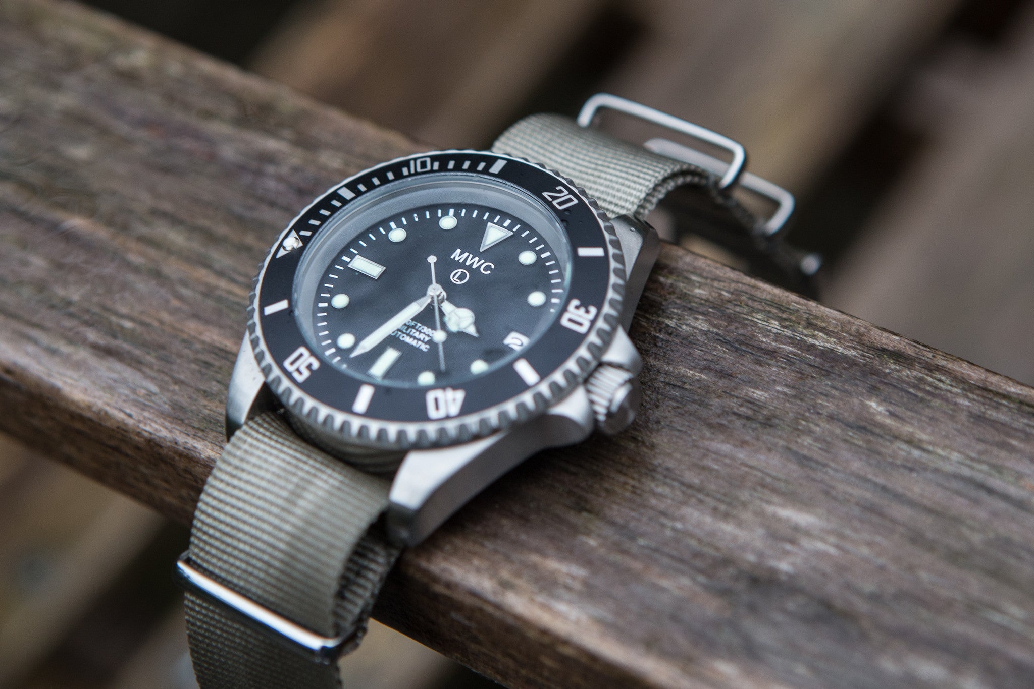 MWC Professional Military Diver 300m – Swiss Sellita SW200 Automatic with Sapphire Crystal, Ceramic Bezel & NATO Webbing Strap